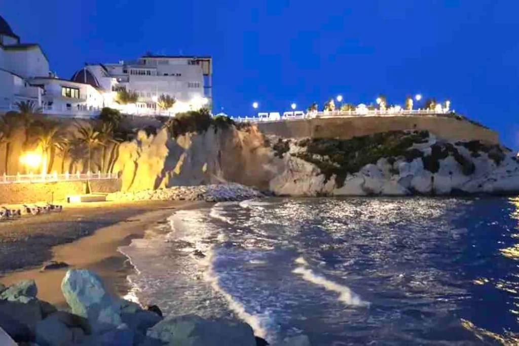 Piso 21 Unico A Pie De Playa En Esquina Apartment Бенидорм Екстериор снимка